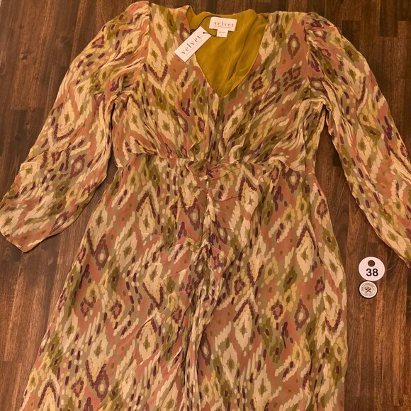 Velvet by Graham & Spencer Dresses & Skirts - Velvet by Graham & Spencer Dress Womens Large Green Purple Ikat Abstract Maxi